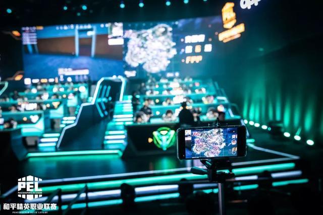 核心人物是 核心人物是