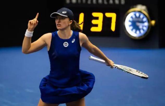 她们需要在 她们需要在