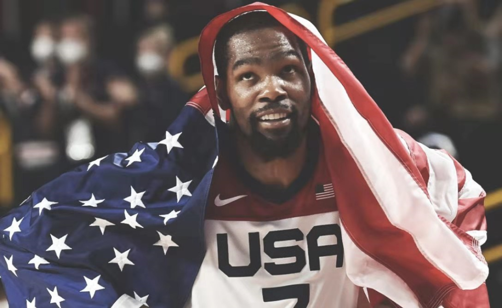 裂对手防线 裂对手防线